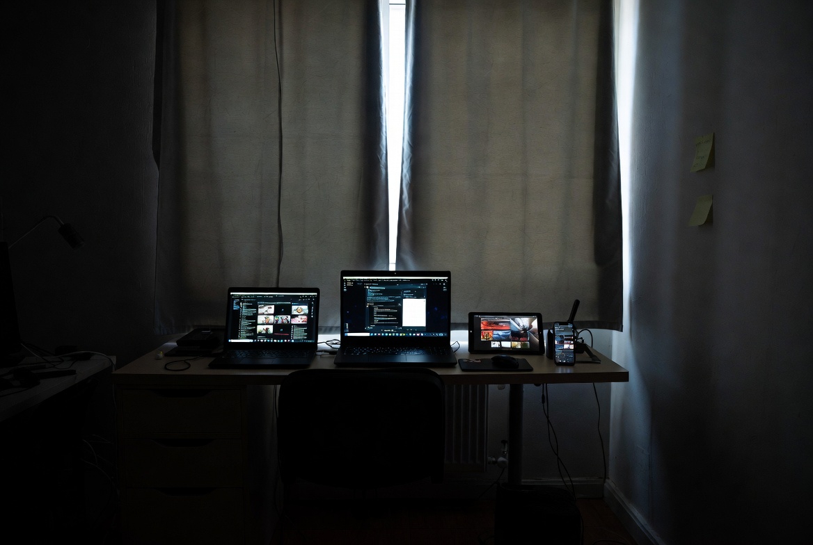 The Involuntary Prisoners of the Cloud